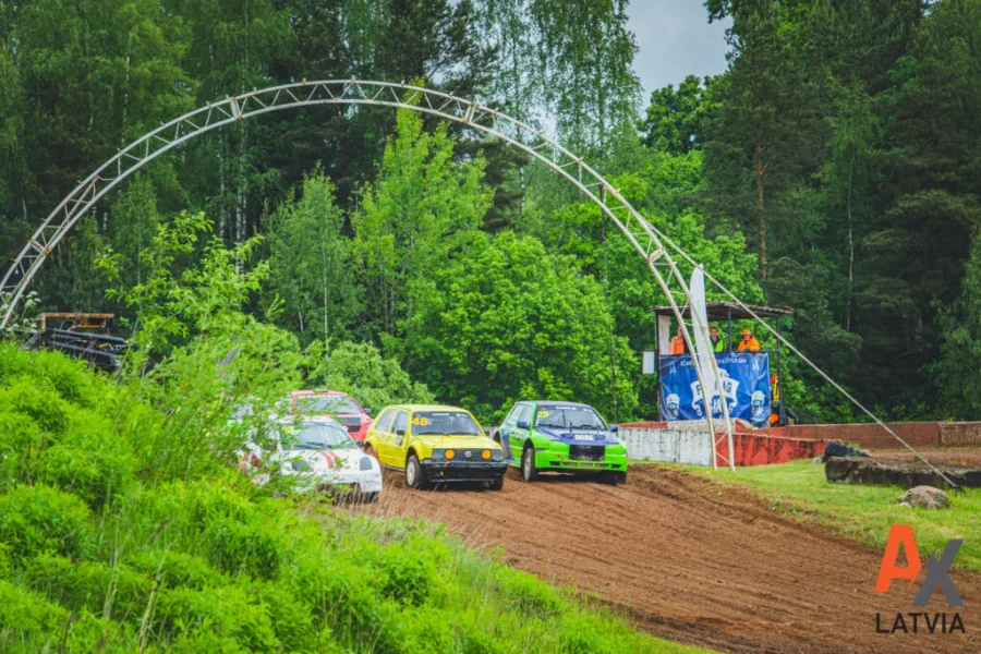 Laikapstākļu prognožu dēļ mainās Smiltenes “Tepera” autokrosa sacensību programma